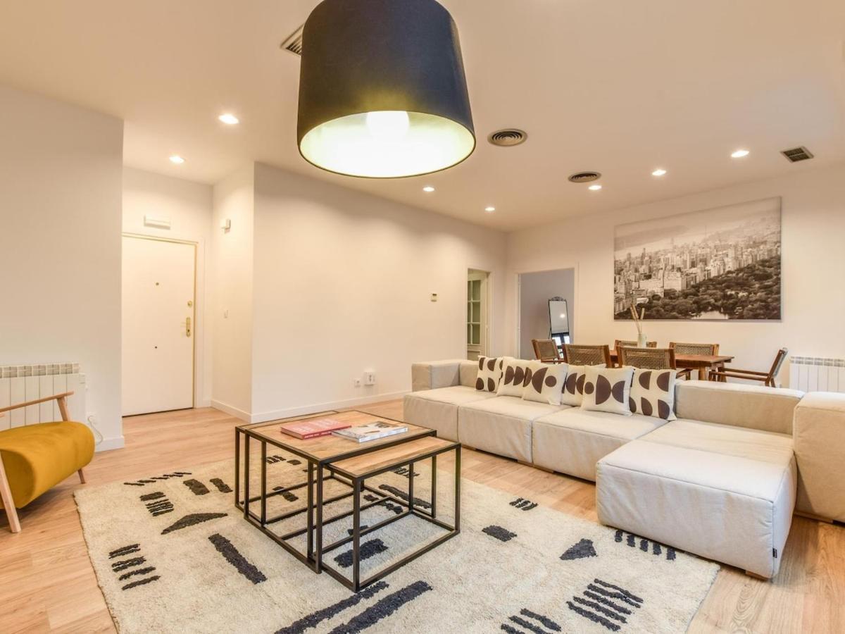 Apartamento En Plaza De Canalejas Leilighet Madrid Eksteriør bilde